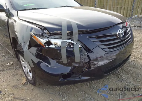 2007 Toyota Camry Le z USA, uszkodzony, nr VIN 4T1BE46K17U101721